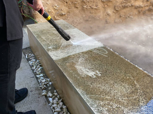 Best Deck Pressure Washing  in Renova, MS